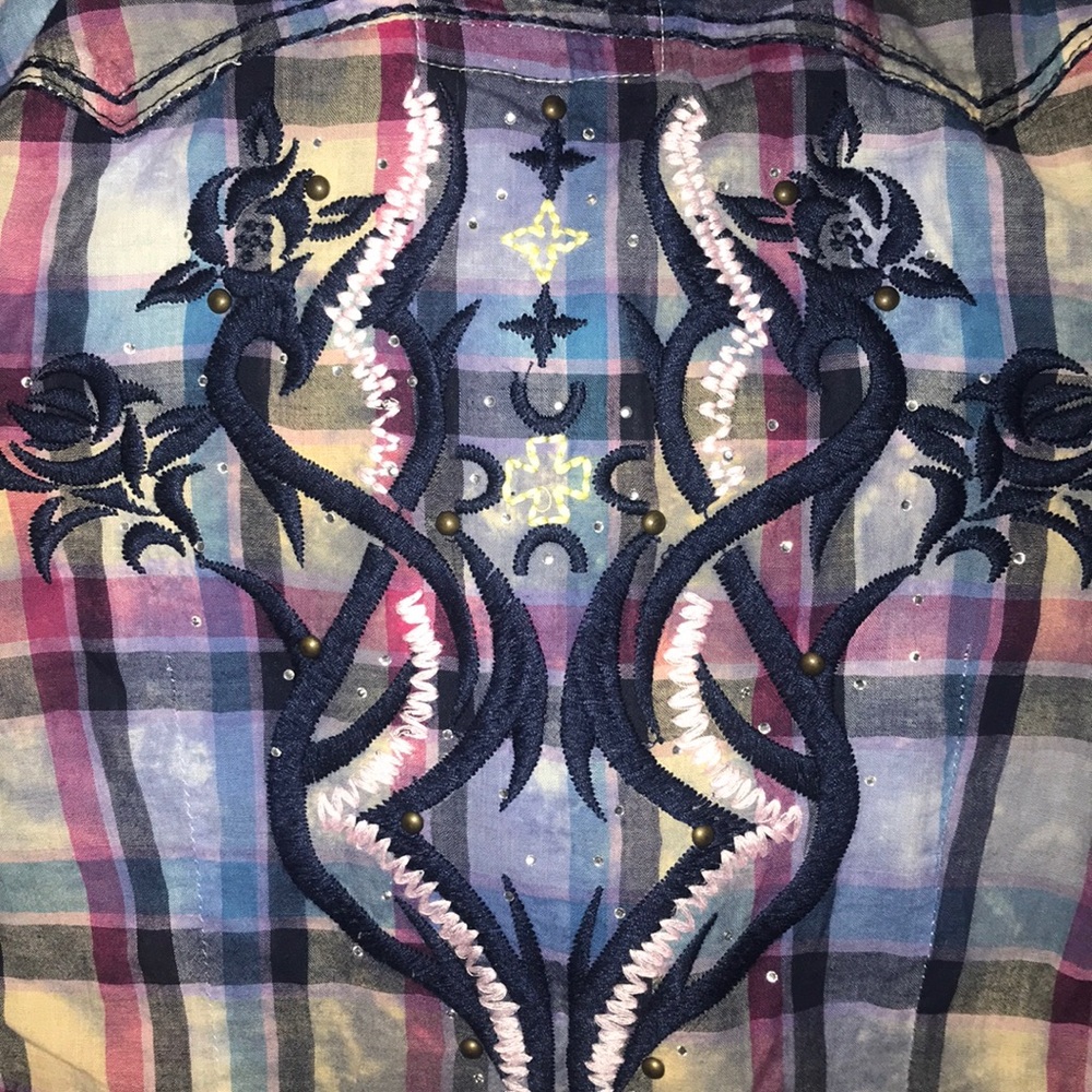 Roar! Bling lace embroidery button up! Size XS